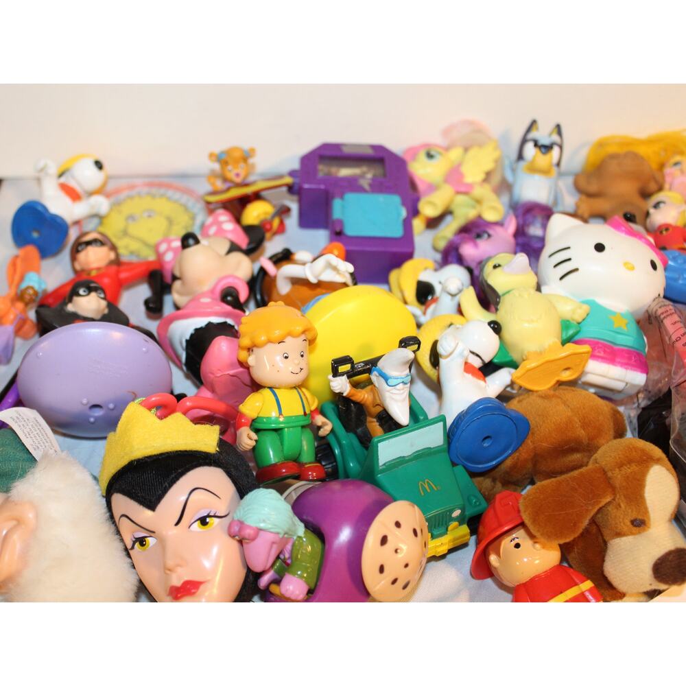 Massive Vintage McDonald Random Toy Lot